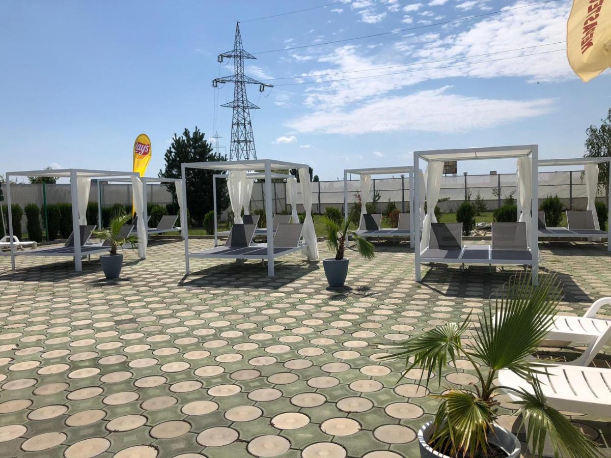 Hotel Daly Ploiesti Luaran gambar