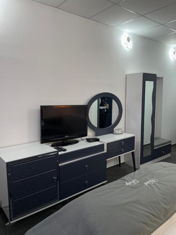 Hotel Daly Ploiesti Luaran gambar