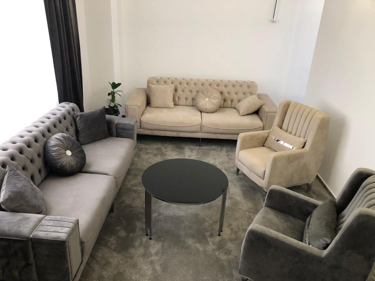 Hotel Daly Ploiesti Luaran gambar