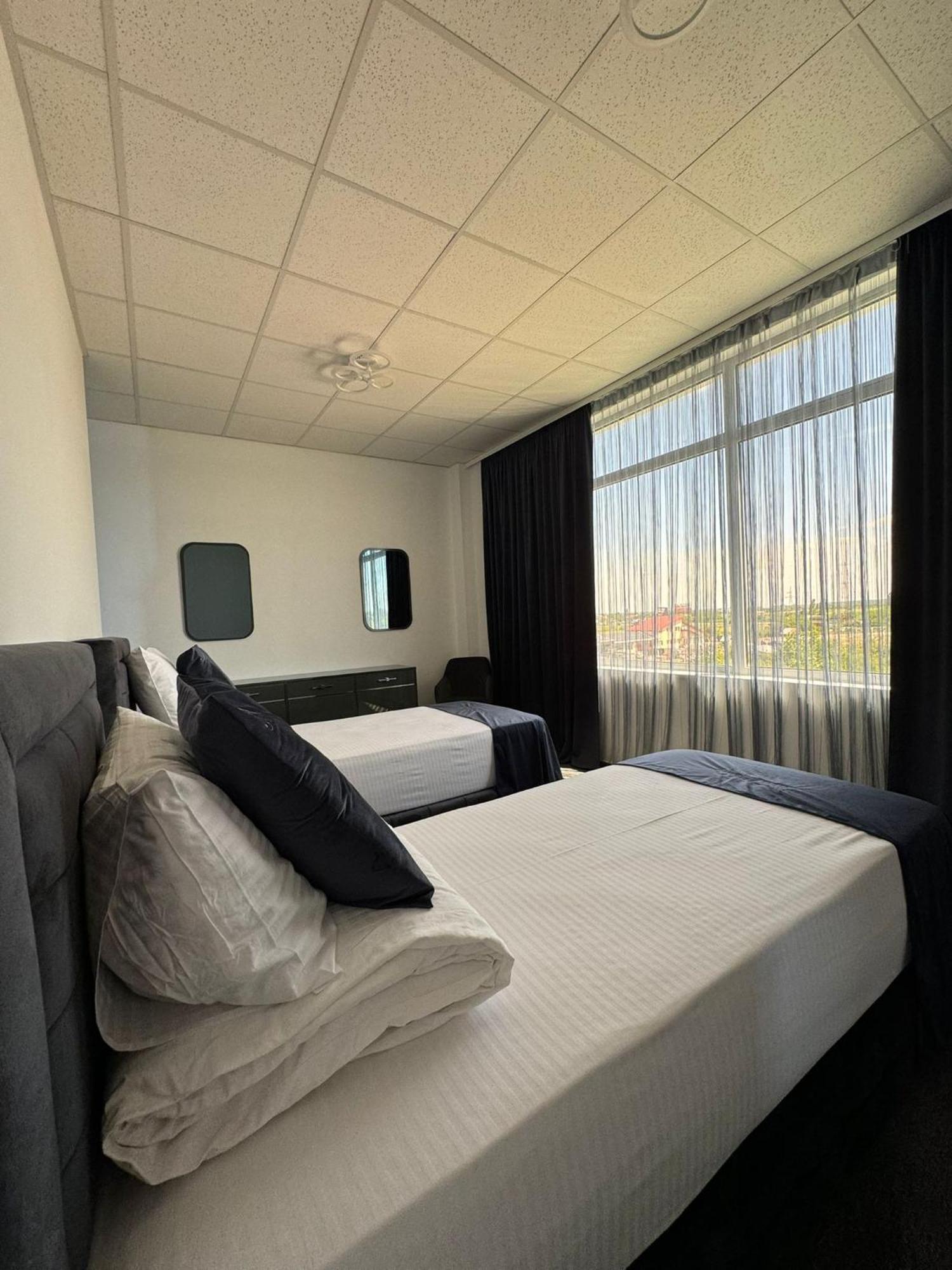 Hotel Daly Ploiesti Luaran gambar