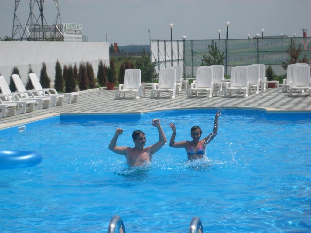Hotel Daly Ploiesti Luaran gambar